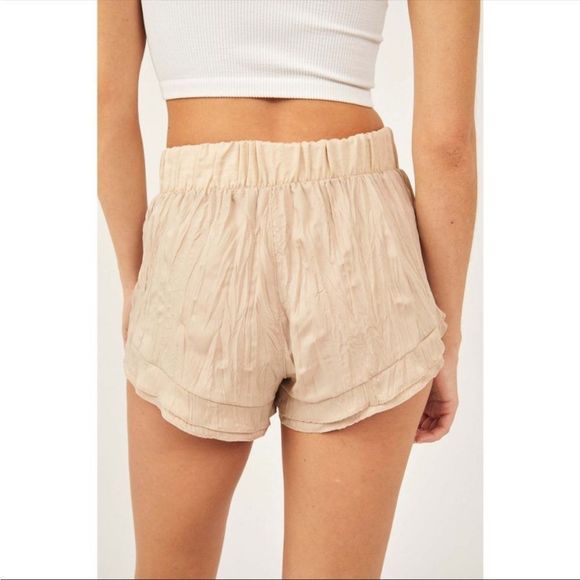 NWTGS Free People Movement “Let’s Go Out” Short in Khaki - Picture 3 of 7